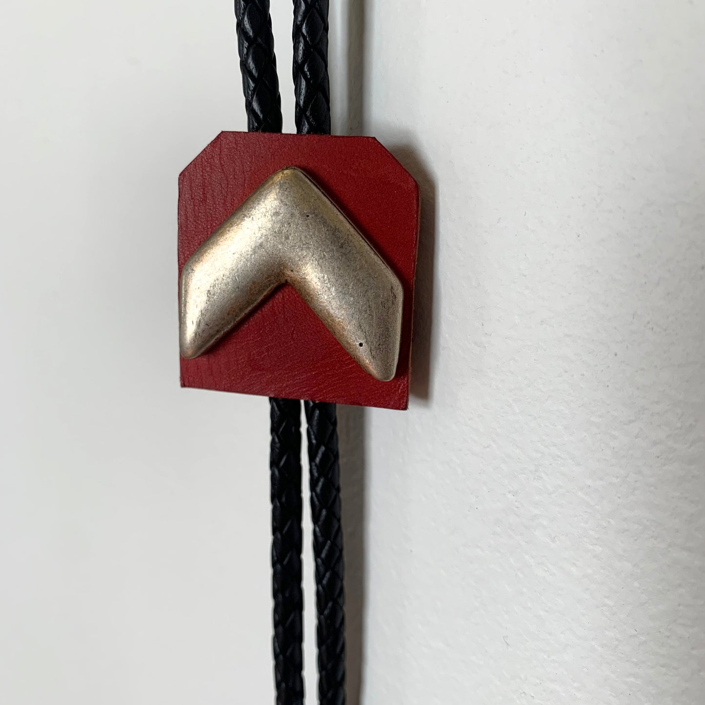 Bolo Tie  (Chevron, Black)