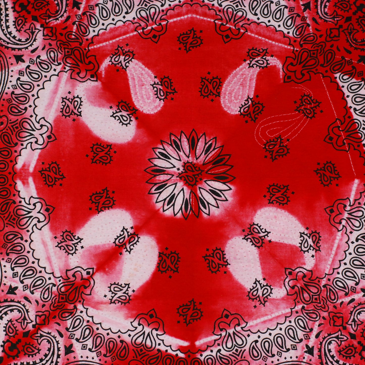 Hand Dyed Bandana, Heavy weight (Red Paisley)