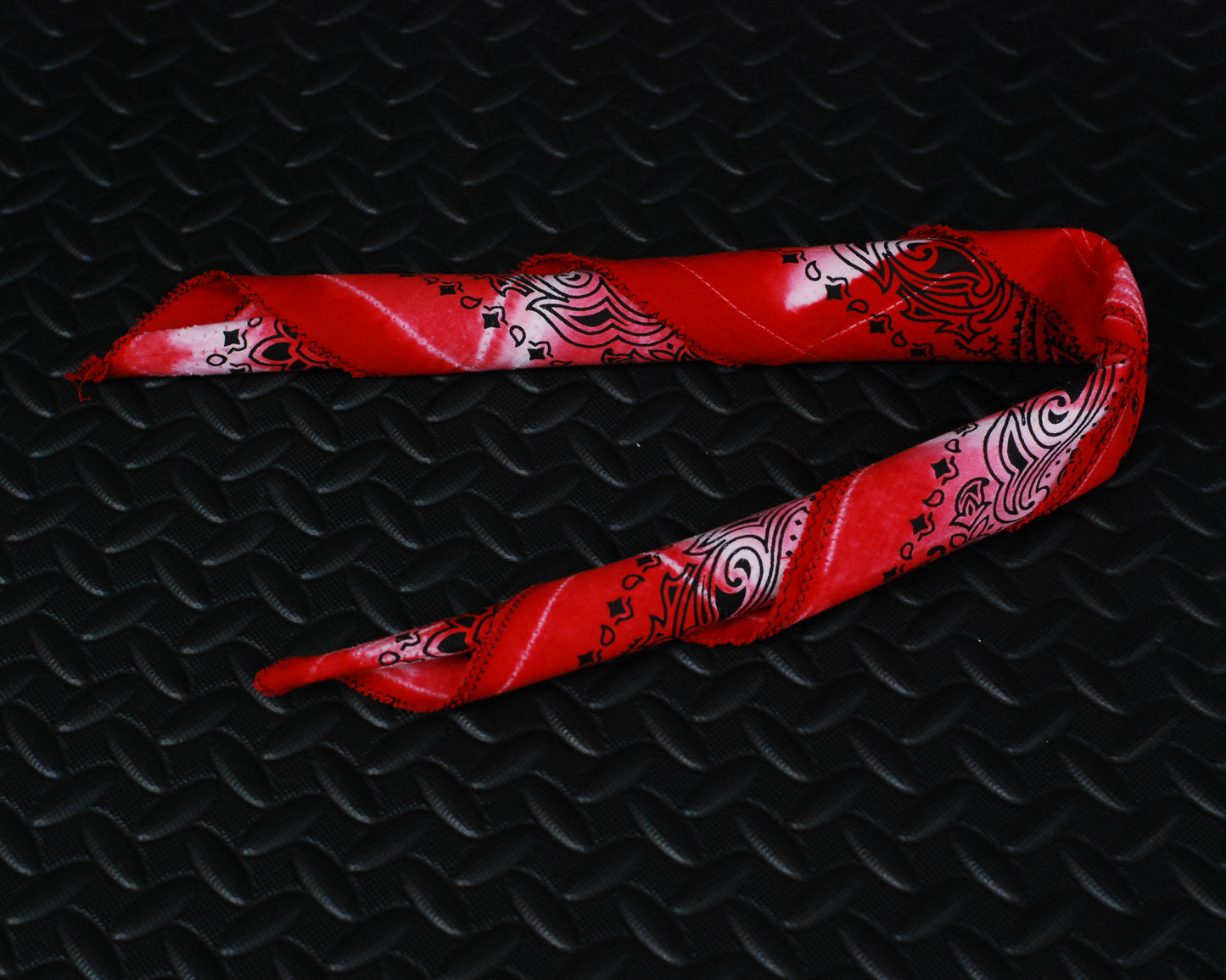 Hand Dyed Bandana, Heavy weight (Red Paisley)